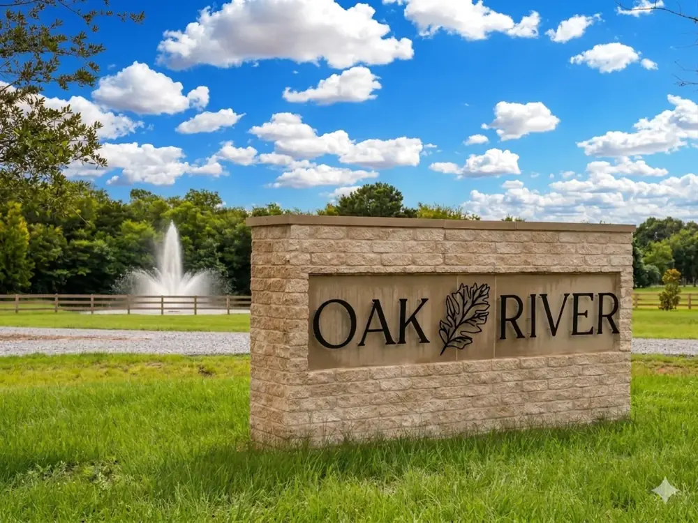 Oak River gated waterfront community entrance on Lake Palestine near Frankston Texas